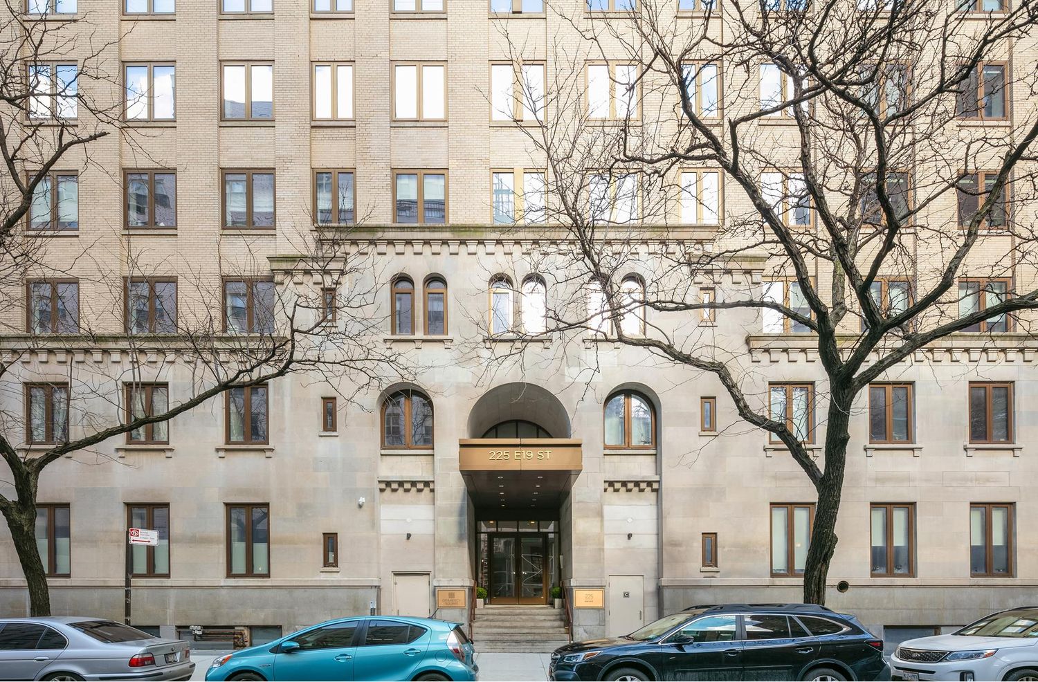 $9,500 | 225 E 19th St, Unit 303 | Gramercy