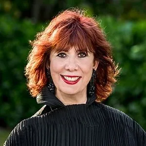 Martine Paulin, Agent in  - Compass