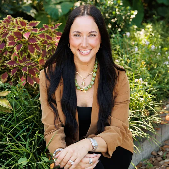 Christina Coyne, Agent in  - Compass