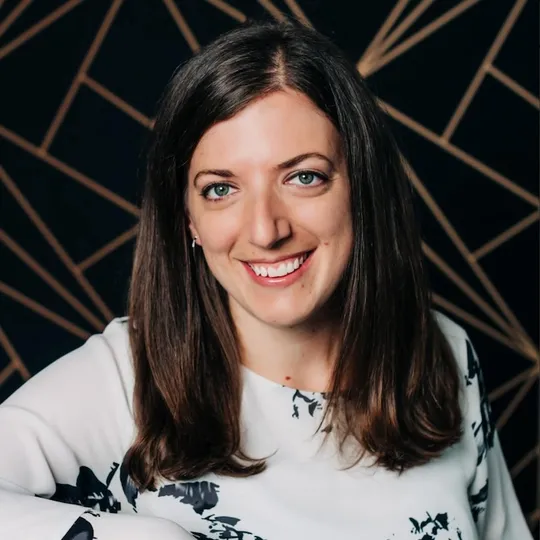 Alyson Zittel, Agent in  - Compass