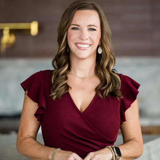 Chelsea Ehlert, Agent in  - Compass