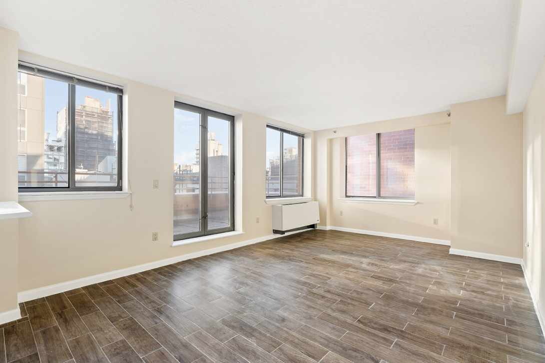 $6,200 | 165 Eldridge St, Unit 7B | Lower East Side