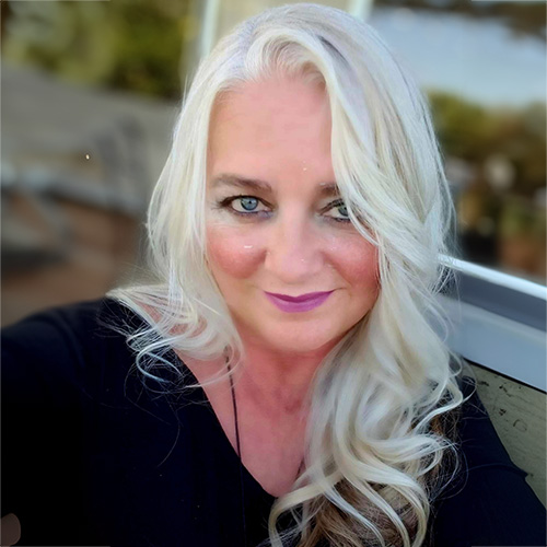 Headshot of Kana Chambers