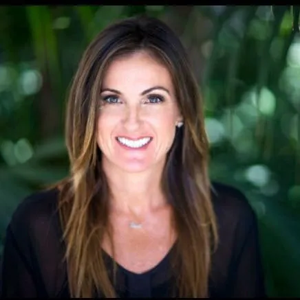 Nicole Ritchot, Agent in  - Compass