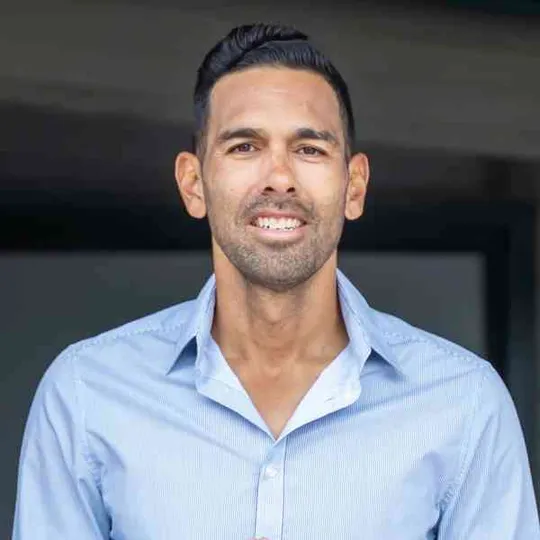 Greg Romero, Agent in  - Compass