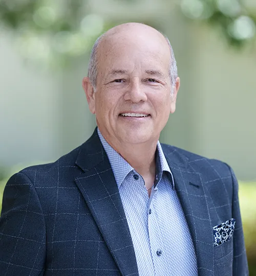 Ron Hamilton, Agent in  - Compass