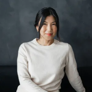 Olivia Noh, Agent in  - Compass