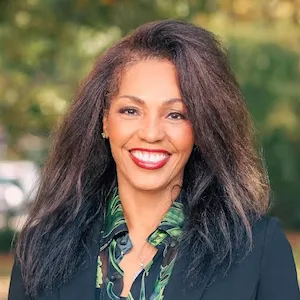 Jane Bond, Agent in  - Compass