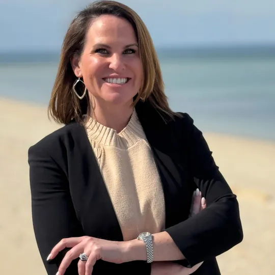 Melissa Infanzon, Agent in  - Compass