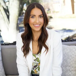 Madison McFerron, Agent in  - Compass