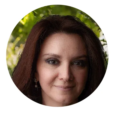 Maryam Ghajar, Agent in  - Compass