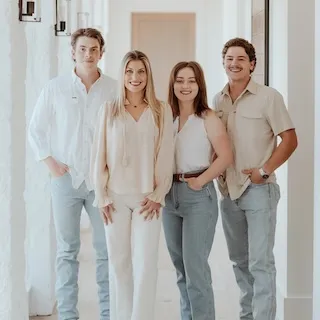 The Vireo Group, Agent in  - Compass