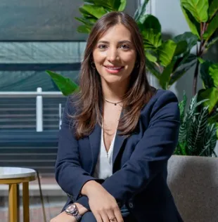 Erika Granja Mesa, Agent in  - Compass