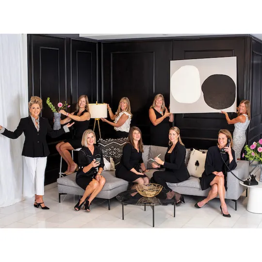 New Perspective Team, Agent in  - Compass