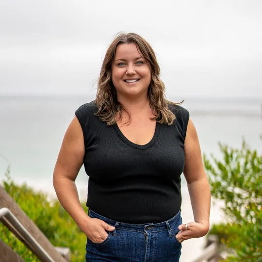 Betty Stringer, Agent in  - Compass