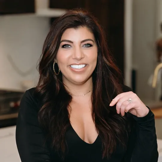 Kylie Fowler, Agent in  - Compass