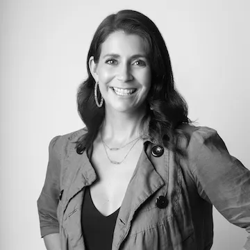 Courtney Welsh, Agent in  - Compass