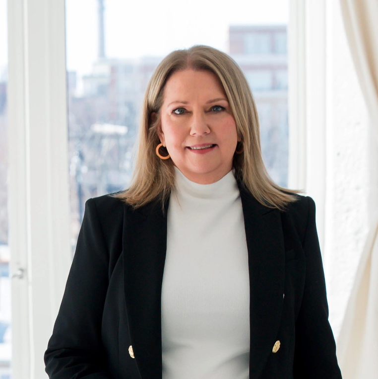 Headshot of Tamara Kasey