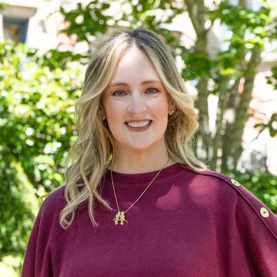 Sarah Marcus, Agent in  - Compass