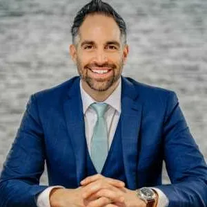 Jonathan Layne, Agent in  - Compass