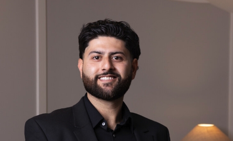 Headshot of Yamah Habibzada