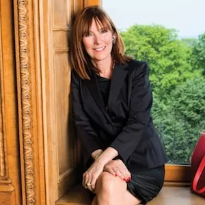 Melinda Jakovich-Lagrange, Agent in  - Compass