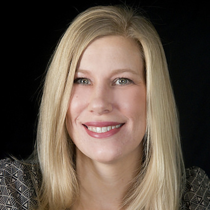 Headshot of Jennifer Stenbak