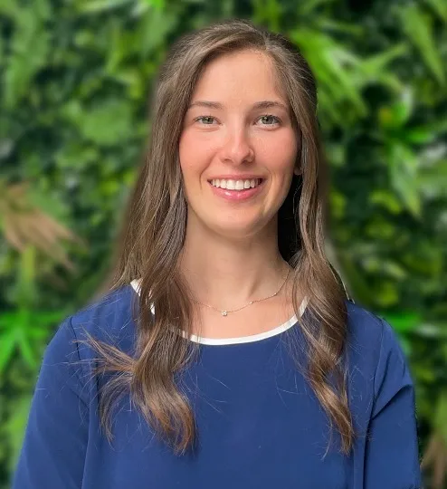 Shira Koolik, Agent in  - Compass