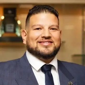 Steven Paz, Agent in  - Compass