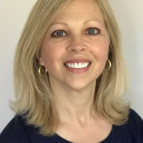 Julie MacKinnon