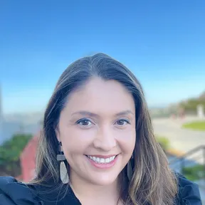 Monique Cruz