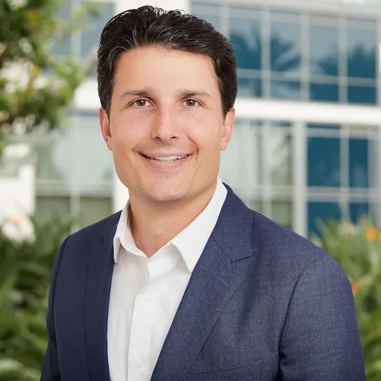 Luke Mester, Agent in  - Compass