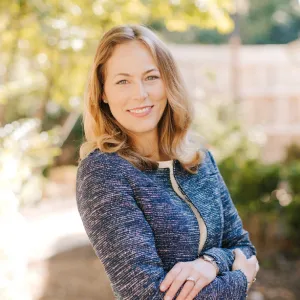 Alexandra Townsend, Agent in  - Compass