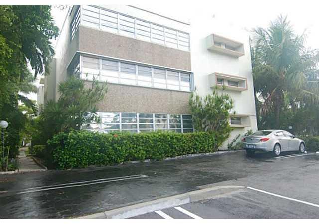 $2,750 | 9900 W Bay Harbor Dr, Unit 5 | Bay Harbor Islands