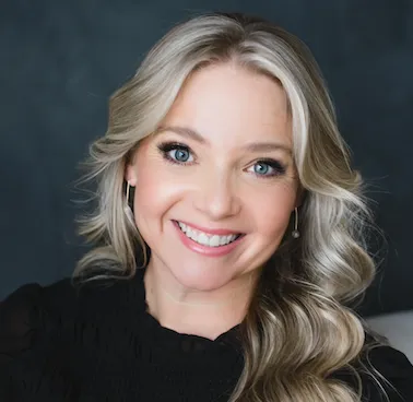 Maggie Minhas, Agent in  - Compass