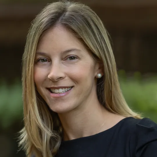 Alexandra Roth, Agent in  - Compass