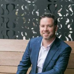 Andrew Roberts, Agent in  - Compass