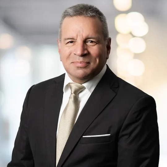 Andres Cerezo, Agent in  - Compass