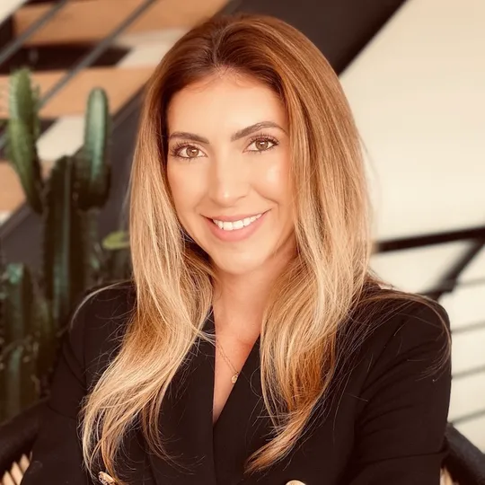 Lindsey Ayres, Agent in  - Compass