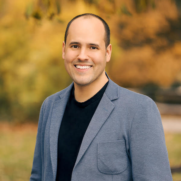 Headshot of Jonathan Kramer