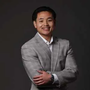 Kenneth Nguyen, Agent in  - Compass