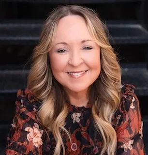 Holly Orr, Agent in  - Compass