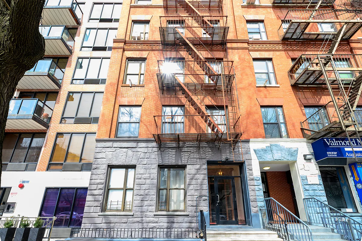Photo of 135 York Street Unit 237