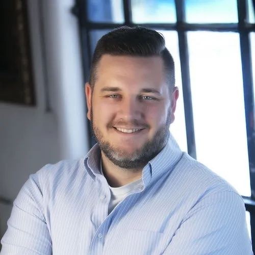 Kirk Matthew, Agent in  - Compass