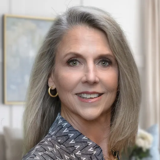 Susan Cross, Agent in  - Compass