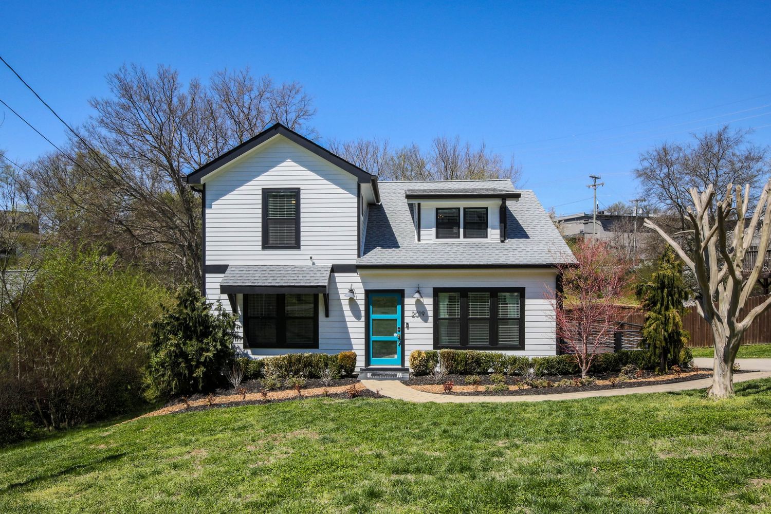 $980,000 | 2019 Hackberry Ln