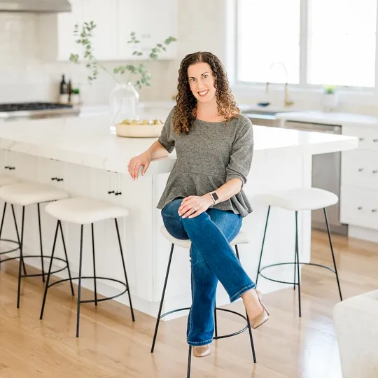 Melissa Goldstein, Agent in  - Compass