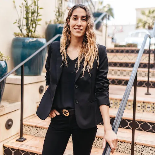 Andrea Gamboa, Agent in  - Compass