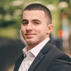 Will Casaburi, Agent in  - Compass