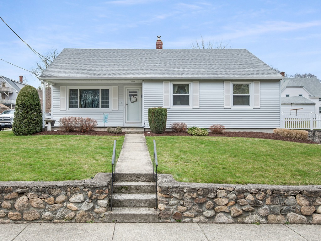 $2,475,000 | 45 Brook St | Whitinsville